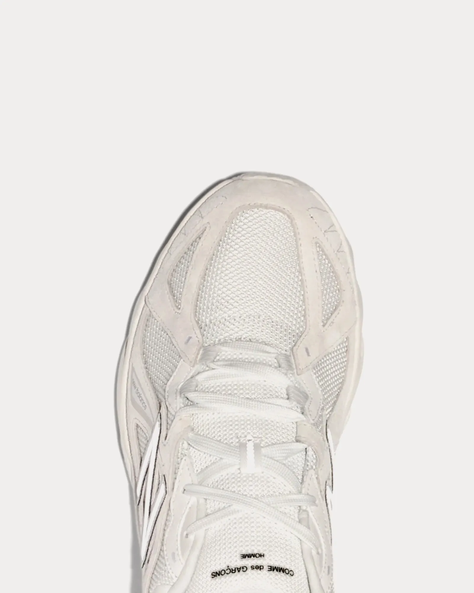 610 White Low Top Sneakers