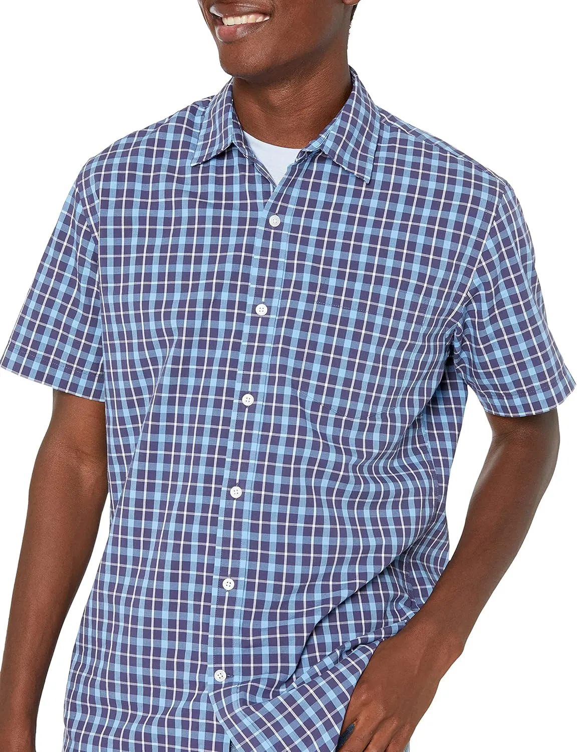 Amazon Essentials Men's Regular-Fit Short-Sleeve Poplin Shirt