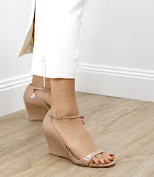 SAKURA75 Sandal on Wedge in Nude High Shine